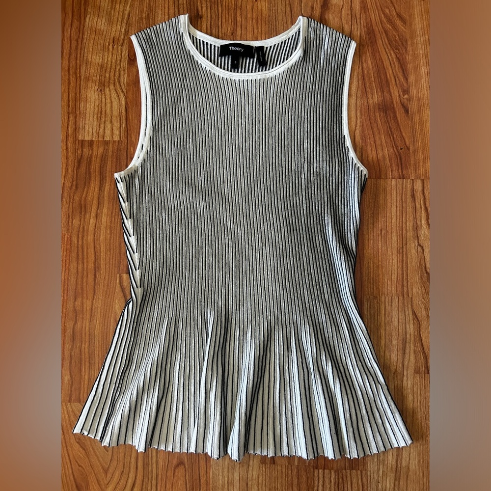 Theory Canelis St Eggshell Black Sleeveless Knit Top